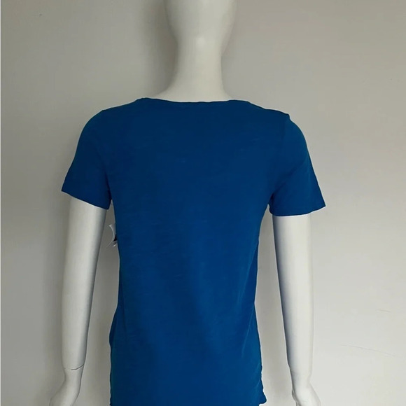 GAP Women's Short Sleeve Relaxed Fit Bright Blue Fashion Tee Size XS NWT - Picture 3 of 7